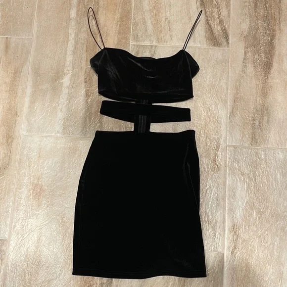 Tiger Mist | Dresses | Tiger Mist Black Velvet Mini Cutout Dress With  Spaghetti Straps | Poshmark
